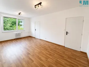 Prodej bytu 3+1, Třebíč, Obránců míru, 75 m2