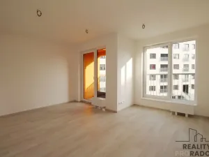 Pronájem bytu 1+kk, Praha - Uhříněves, Ke kříži, 33 m2