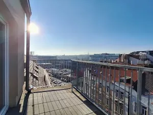 Pronájem bytu 2+kk, Praha - Holešovice, Malá Plynární, 36 m2