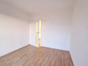Pronájem bytu 2+kk, Praha - Holešovice, Malá Plynární, 36 m2