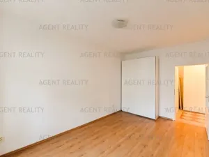 Pronájem bytu 2+kk, Praha - Břevnov, Slavníkova, 57 m2