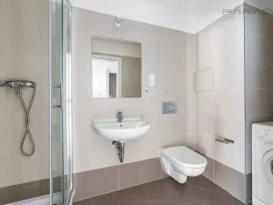 Pronájem bytu 1+kk, Praha - Holešovice, V háji, 31 m2