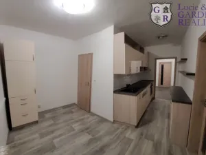 Pronájem bytu 2+1, Sezimovo Ústí, Dukelská, 62 m2