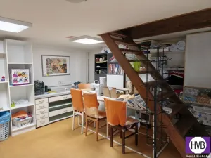 Pronájem obchodního prostoru, Neratovice, nám. Republiky, 55 m2