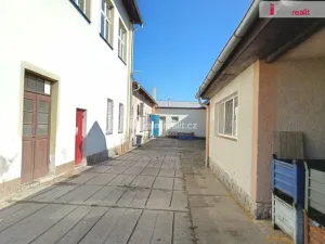 Pronájem výrobních prostor, Bystřice, Dr. E. Beneše, 1000 m2