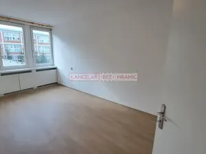 Pronájem pokoje, Zlín, Osvoboditelů, 80 m2