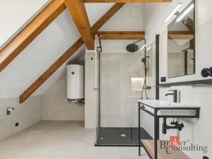 Prodej bytu 2+kk, Jince, Slavíkova, 112 m2