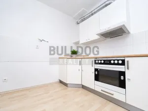 Pronájem bytu 2+1, Nymburk, Rybářská, 61 m2