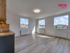 Pronájem bytu 2+kk, Sušice - Sušice II, V Drahelinkách, 53 m2