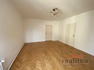 Pronájem bytu 3+kk, Opava - Předměstí, Bezručovo náměstí, 79 m2