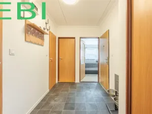 Prodej bytu 3+1, Červený Újezd, U Okálu, 62 m2