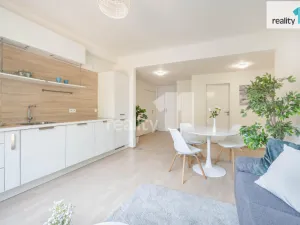 Prodej bytu 2+kk, Praha - Smíchov, Švédská, 56 m2