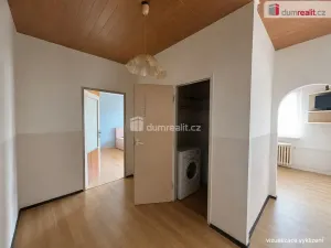 Prodej bytu 2+1, Kadaň, Chomutovská, 53 m2