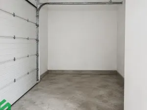 Pronájem vícegeneračního domu, Praha - Libeň, Na hrázi, 400 m2