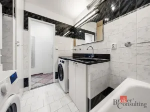 Prodej bytu 3+1, Hradec Králové - Nový Hradec Králové, Hradecká, 74 m2