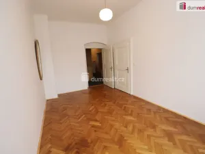 Pronájem bytu 4+1, Karlovy Vary, Moskevská, 130 m2