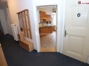 Pronájem bytu 4+1, Karlovy Vary, Moskevská, 130 m2