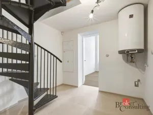 Prodej bytu 2+kk, Jince, Slavíkova, 59 m2