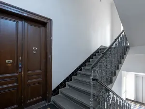 Prodej bytu 3+1, Praha - Malá Strana, Petřínská, 76 m2