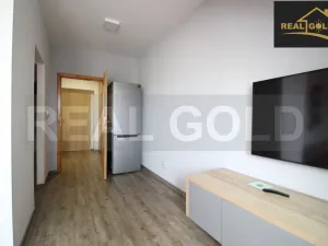 Pronájem bytu 1+kk, Třebíč, Okrajová, 35 m2