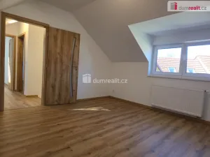 Pronájem bytu 3+kk, Straky, 75 m2