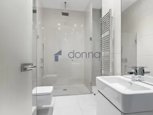 Pronájem bytu 3+kk, Praha, Laubova, 109 m2