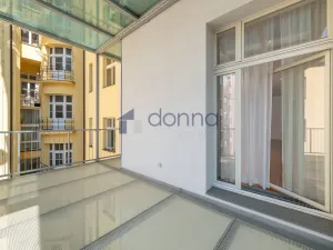 Pronájem bytu 3+kk, Praha, Laubova, 109 m2