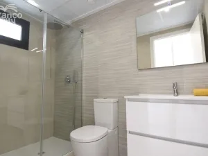 Prodej bytu 4+kk, San Miguel de Salinas, Alicante, Španělsko, 141 m2