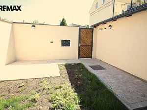 Pronájem bytu 1+kk, Chrastava, náměstí 1. máje, 35 m2