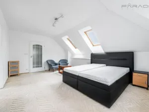 Pronájem rodinného domu, Praha - Březiněves, V pěšinkách, 195 m2