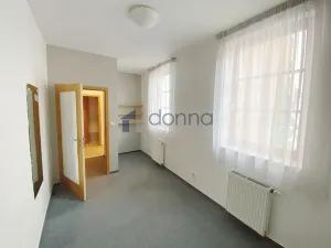 Pronájem bytu 3+1, Praha, Rybalkova, 91 m2