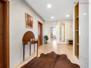 Pronájem bytu 2+kk, Uherské Hradiště, náměstí Míru, 90 m2