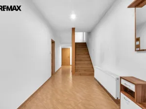 Prodej vícegeneračního domu, Klamoš, 570 m2