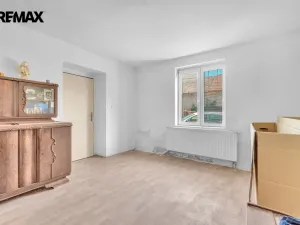 Prodej vícegeneračního domu, Klamoš, 570 m2