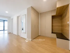 Pronájem bytu 2+kk, Znojmo, Kotkova, 78 m2