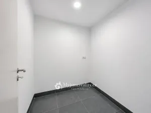 Pronájem bytu 2+kk, Znojmo, Kotkova, 78 m2