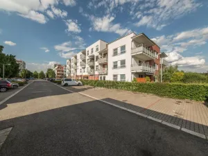 Pronájem bytu 3+kk, Hradec Králové - Nový Hradec Králové, Rybova, 74 m2