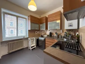 Pronájem bytu 3+1, Chomutov, Blatenská, 99 m2