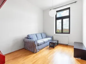 Pronájem bytu 1+1, Praha, Argentinská, 35 m2