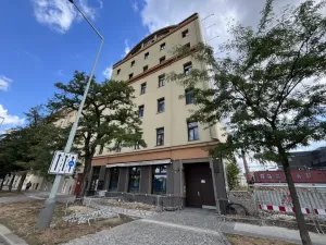 Pronájem bytu 1+1, Praha, Argentinská, 35 m2
