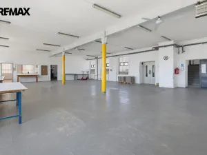Prodej výrobních prostor, Aš, Mánesova, 2350 m2