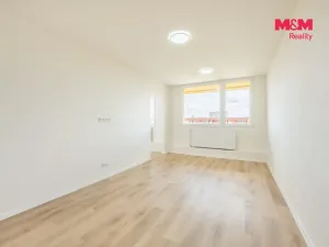 Pronájem bytu 3+1, Kladno - Kročehlavy, Italská, 55 m2