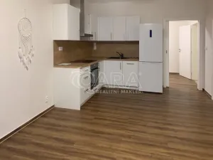 Pronájem bytu 2+kk, Ivančice, Komenského náměstí, 49 m2