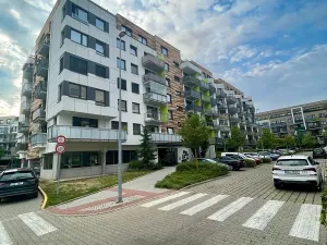 Pronájem bytu 1+kk, Praha - Střížkov, Makedonská, 34 m2