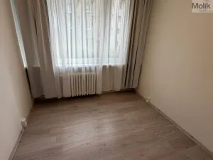 Prodej bytu 3+1, Teplice - Trnovany, Zemská, 67 m2