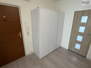 Prodej bytu 3+1, Teplice - Trnovany, Zemská, 67 m2