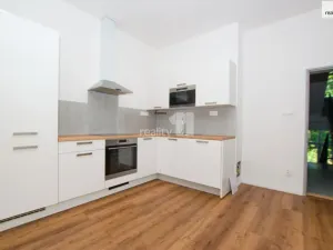 Pronájem bytu 2+kk, Liberec - Liberec II-Nové Město, Chrastavská, 50 m2