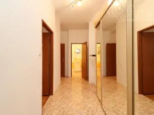 Pronájem bytu 1+1, Praha - Kobylisy, Davídkova, 45 m2