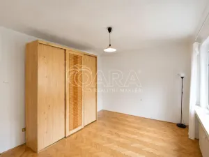 Pronájem bytu 2+1, Praha - Vršovice, Čeljabinská, 70 m2