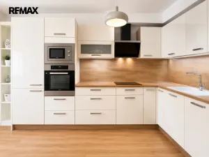 Prodej bytu 3+kk, Praha - Hostavice, U Hostavického potoka, 74 m2